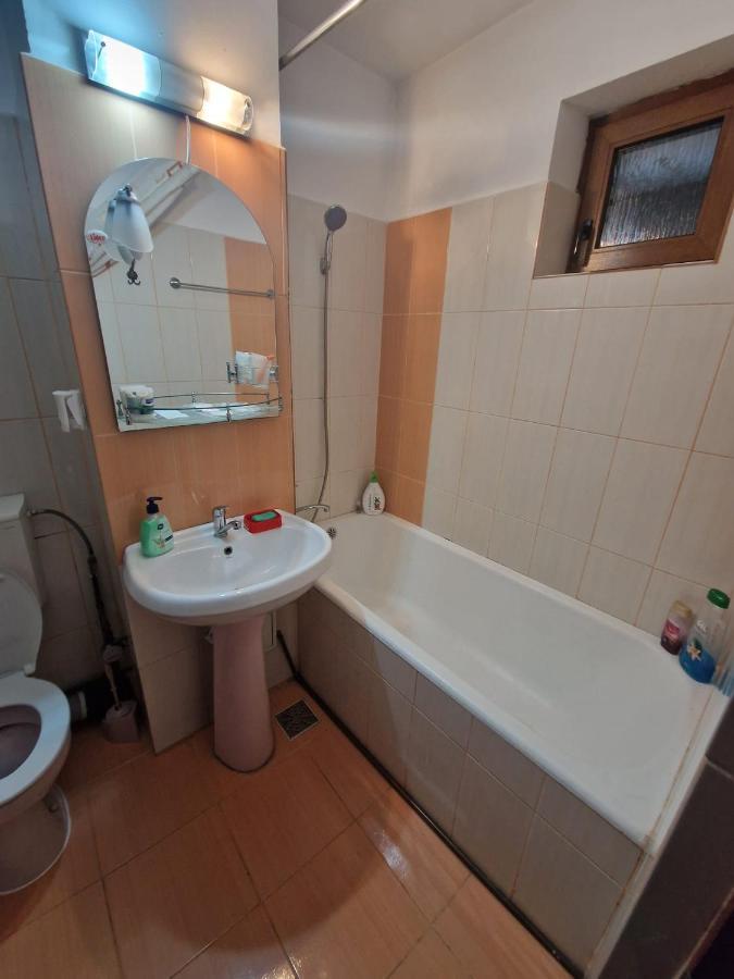 Apartament Victoria Târgu Jiu Exterior photo