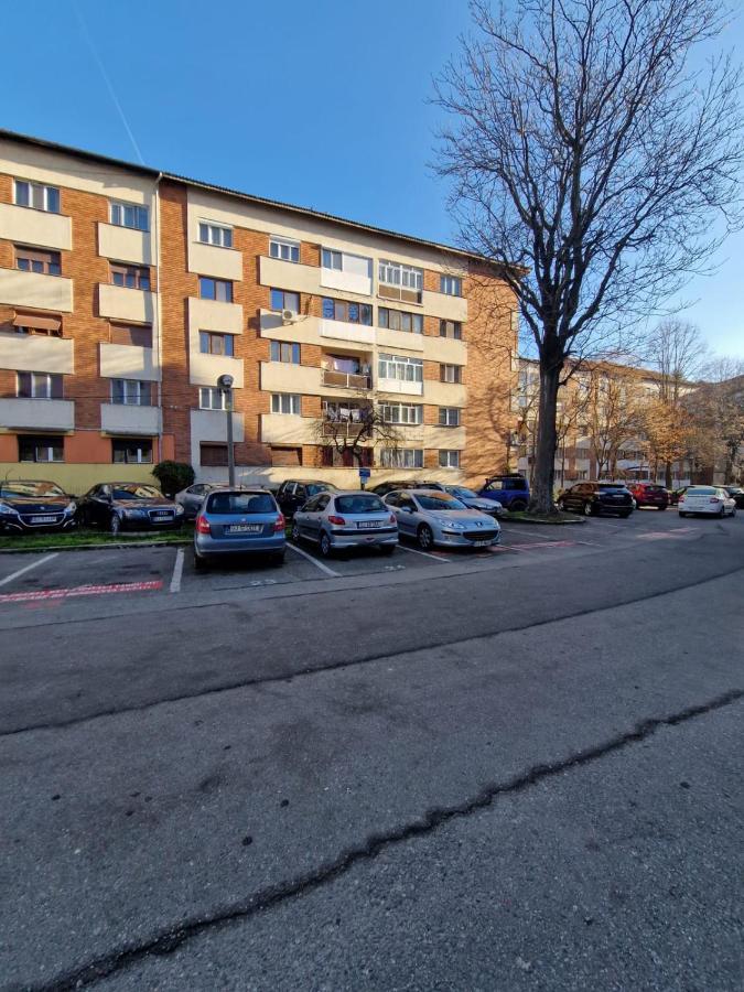 Apartament Victoria Târgu Jiu Exterior photo